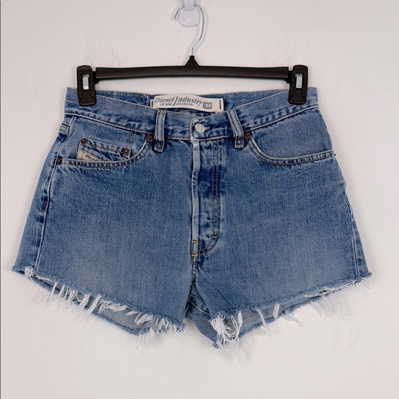 Diesel High Rise Buttonfly Denim/Jean Shorts. Frayed Hems. Size 30. - Picture 1 of 12